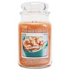 VILLAGE-CANDLE-Latte-so-slanym-karamelom-salted-caramel-velka-doplnky-do-domu